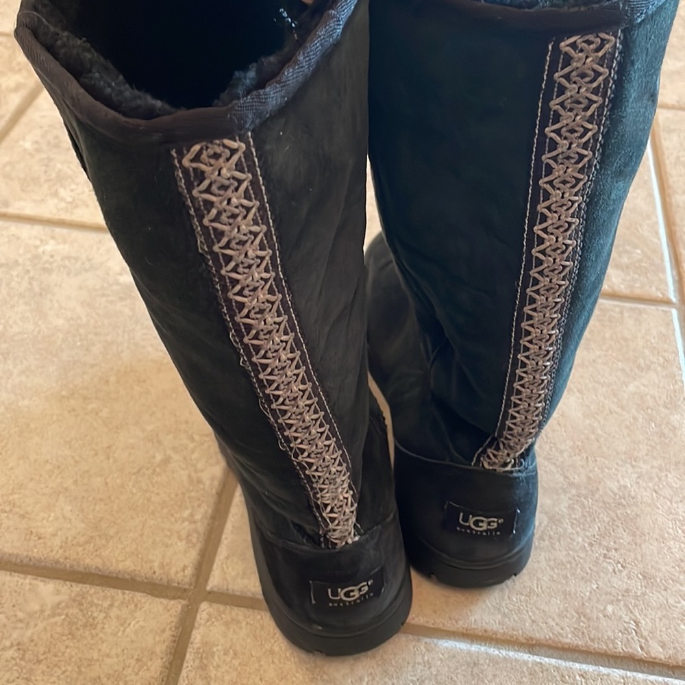 Ugg Boots Women’s Size 11